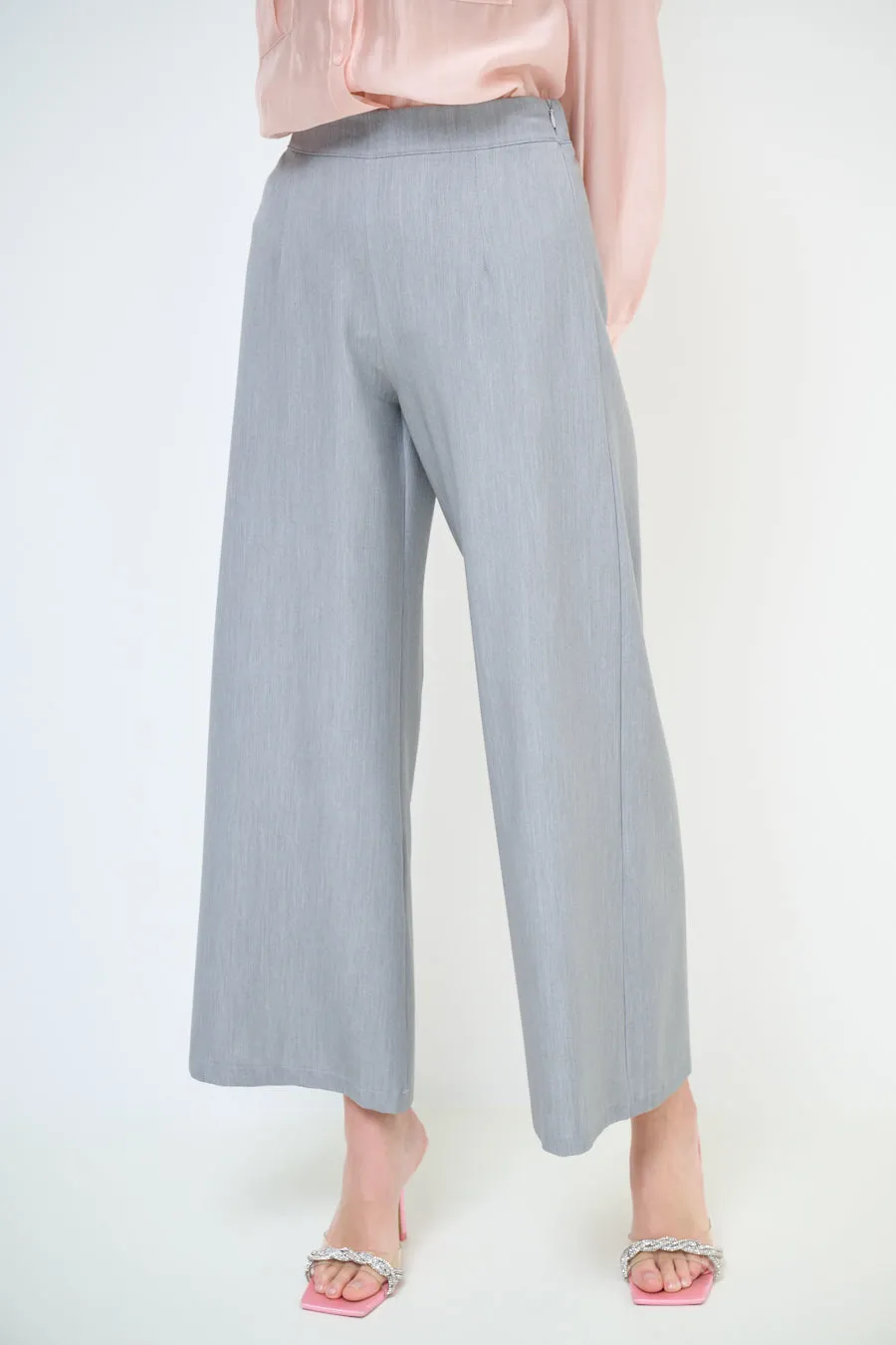 High-waisted wide leg flowy trousers wholesale